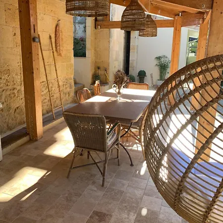 Beautiful Stone House With Pool Salleboeuf